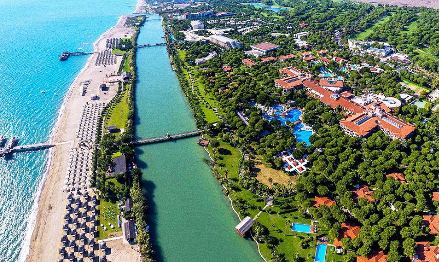 Antalya, turist ağırlama rekorunu kırdı: 1 milyon ziyaretçi!