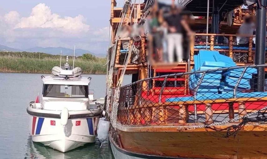 Antalya'da jandarmadan denizlerde güvenlik denetimleri