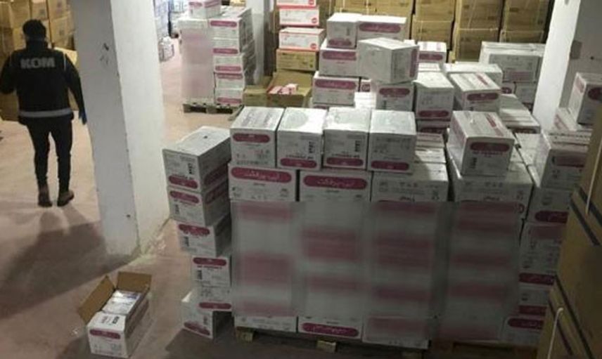 Antalya'da Kaçakçılık Operasyonu: 977 Bin Eldiven Ele Geçirildi