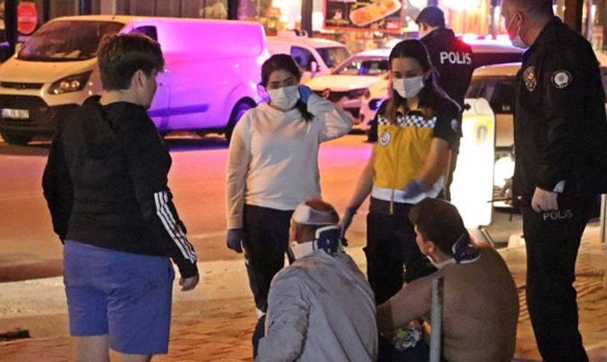 Antalya’da Kısıtlamada Çıkan Kavgada, Önce Dayak Sonra Ceza Yediler