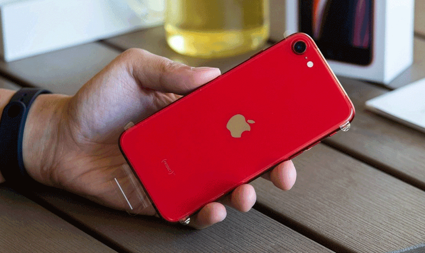 Apple En Ucuz Telefonunu Tanıtmak İçin Hazırlanıyor