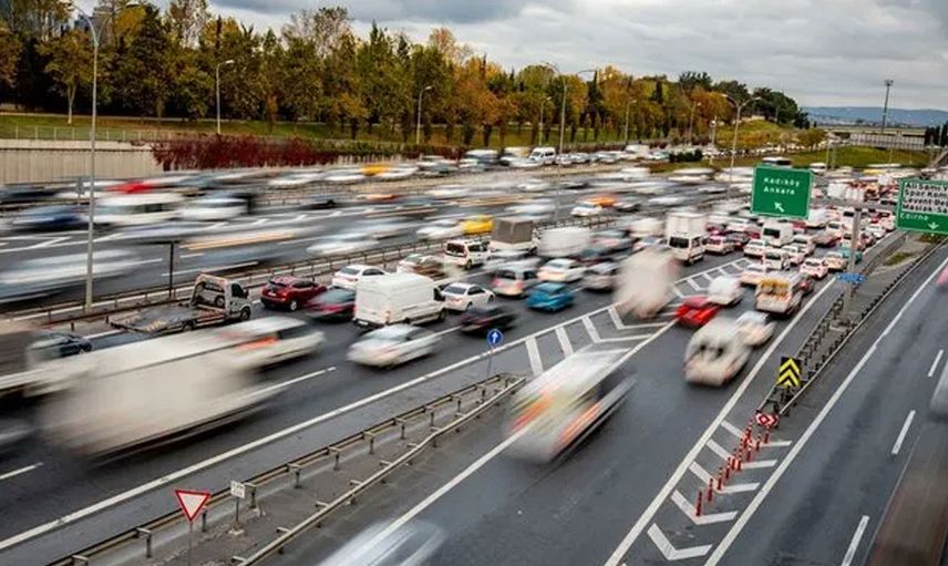 Araç sahiplerine kötü haber! Zorunlu trafik sigortası poliçelerine asgari ücret zammı geldi