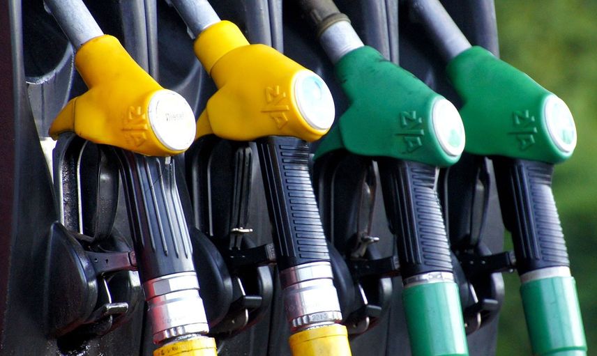 Araç sahiplerini üzen haber geldi: Benzin ve motorine kallavi zam geldi