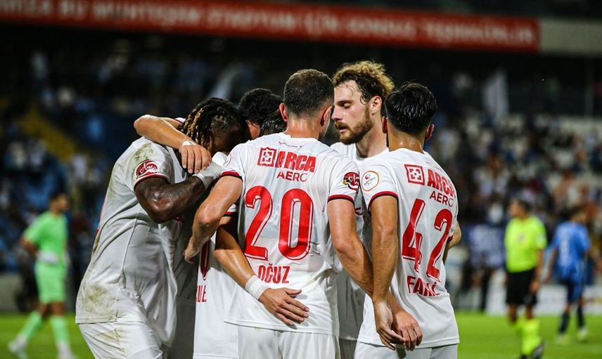 Arca Çorum FK, Adana Demirspor'u Deplasmanda Farklı Yendi