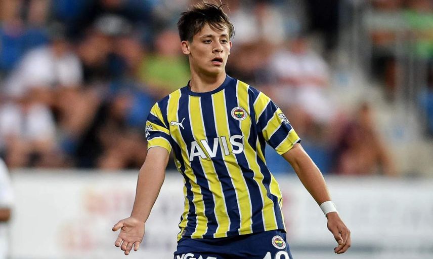 Arda Güler Fenerbahçe’den ayrılıyor mu, hangi takıma gidecek? Ajax Arda Güler’i mi transfer edecek? Arda Güler’in annesinden Fenerbahçe taraftarını üzen paylaşım