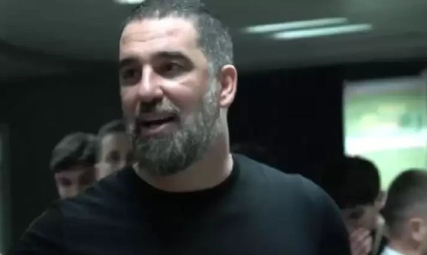Arda Turan "En ahlaklı ve namuslu şekilde mücadele ettiniz"