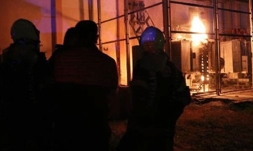 Ardahan’da Elektrik Trafosunda Çıkan Yangın Paniğe Sebep Oldu