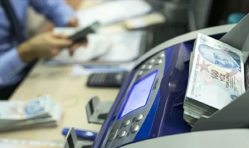 Arefe günü bankalar açık mı?