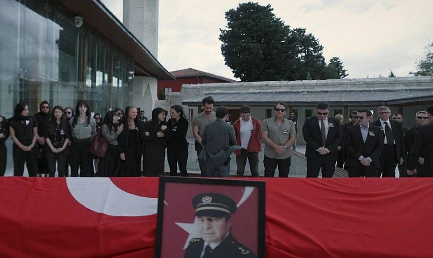 Arka Sokaklar Rıza Baba öldü mü? Zafer Ergin diziden çıktı mı, ayrılıyor mu?