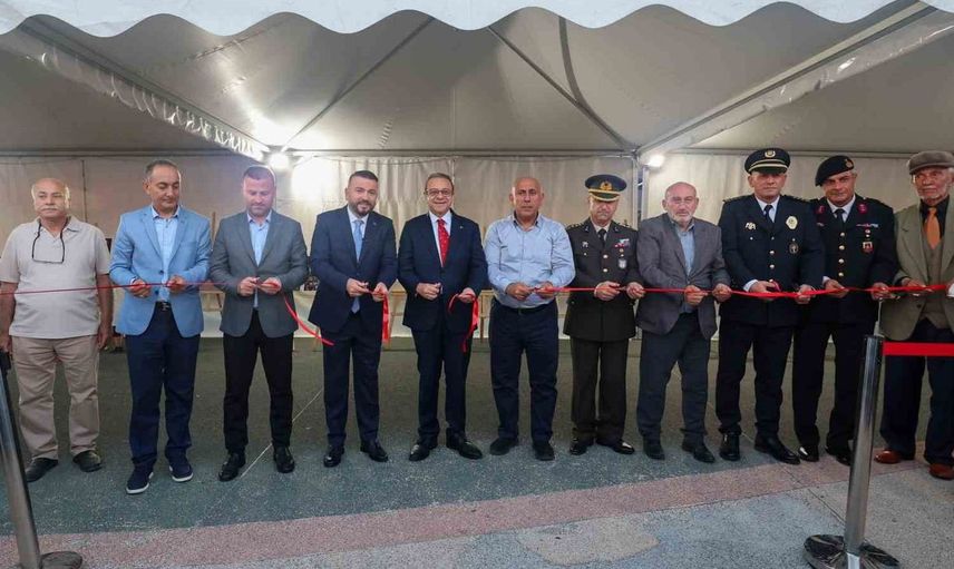 Arnavutköy’de 15 Temmuz’un 10’uncu yılı dolayısıyla yürüyüş korteji düzenlendi