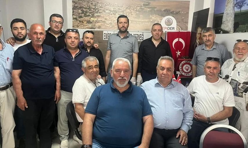 Aşağı Piribeyli köylüleri aşure ikramında bulundu