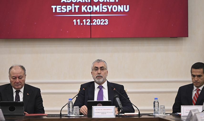 Asgari Ücret Komisyonu'nda ilk toplantı sona erdi: Bakan Işıkhan'dan enflasyon mesajı geldi