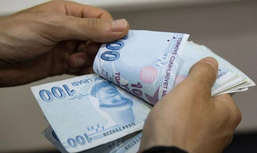 Asgari ücret zammı fırsatçıları harekete geçirdi: Zam gelir gelmez etiketler değişti
