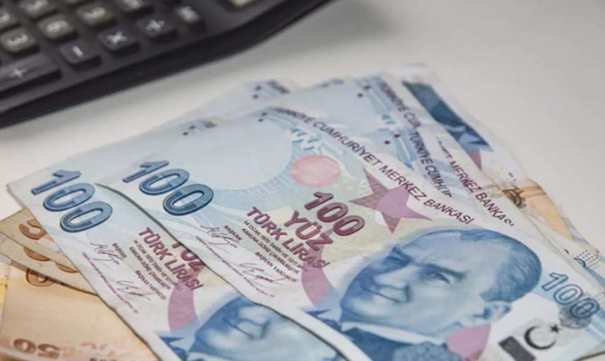 Asgari ücret zammında hesaplar değişti: İşçi ve işveren rakamları masaya yatıracak