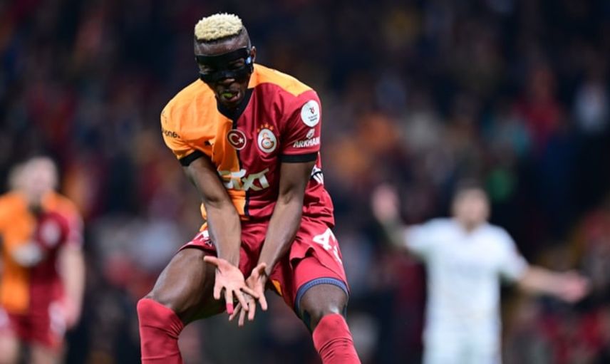 Aslan'ı Arda Turan durdurdu!