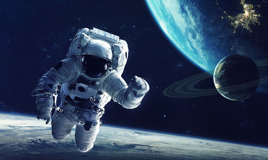 Astronotlar için büyük tehlike: Ay 100 metreye kadar küçüldü!