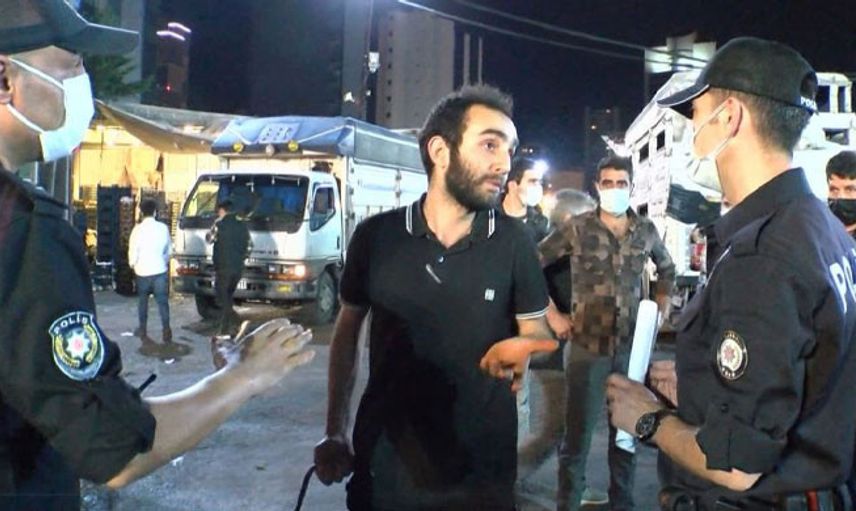 Ataşehir’deki Sebze Meyve Halinde Kurallara Uymayanlara Para Cezası Kesildi