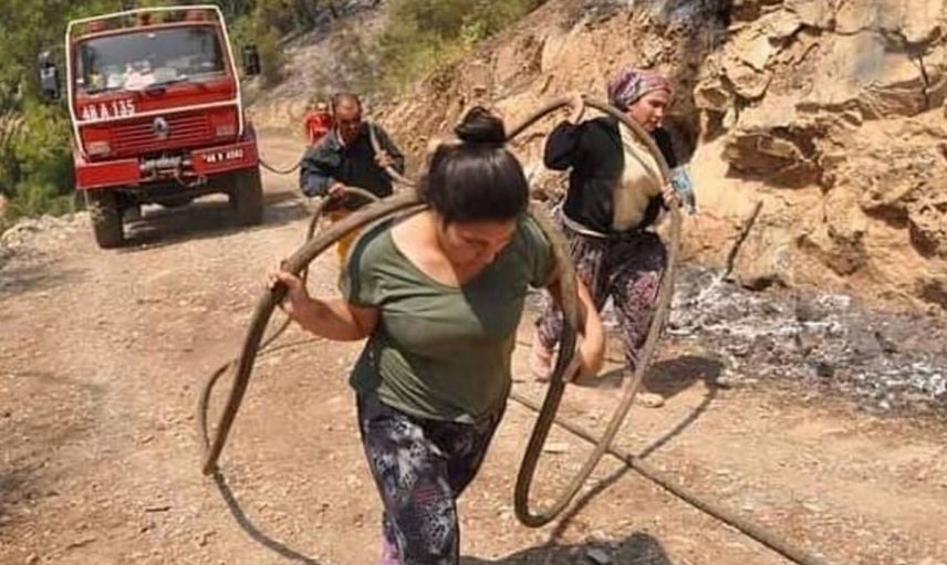 Ateş Hattında Savaşan ‘Kahraman Kadınlarımız’ Nene Hatunlar Ölmedi Dedirtti!