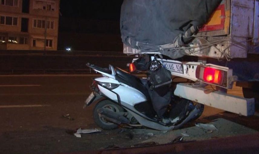 Avcılar'da Feci Motosiklet Kazası Meydana Geldi: 1 Ölü 1 Yaralı