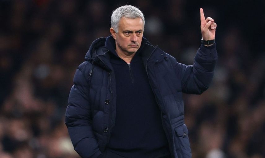 Avrupa'nın Gözü Mourinho'da: Fenerbahçe'deki Performansına Övgü Yağıyor!