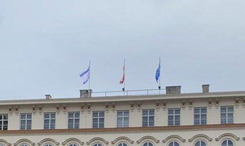 Avusturya'da Devlet Binalarına İsrail Bayrağı Asıldı