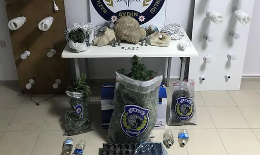 Aydın'da Elbise Dolabında Uyuşturucu Yetiştiren Zanlı Tutuklandı