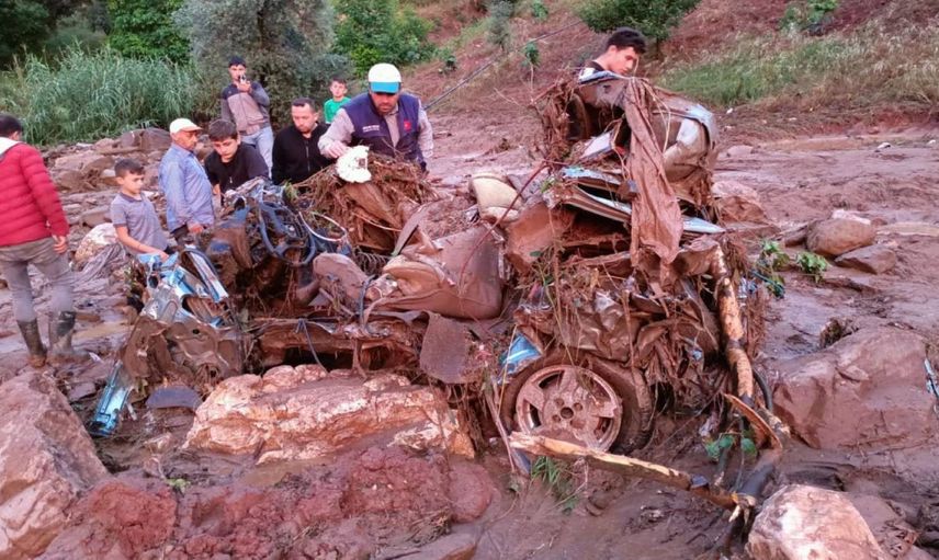 Aydın’da sel felaketi: Çok sayıda kişi hayatını kaybetti! Kayıplar var