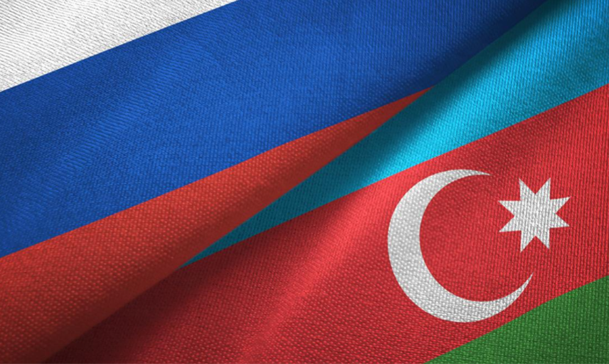 Azerbaycan'dan Rus vatandaşları için 'vize' kararı