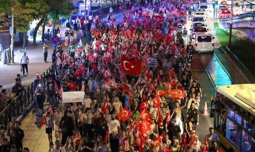 30 Ağustos Zafer Bayramı coşkusu Bursa'da doruğa ulaştı