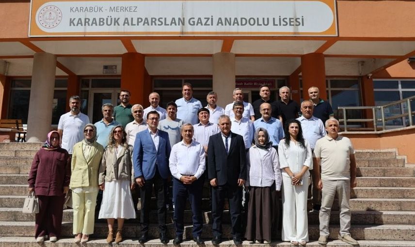 Karabük'te eğitim kurumları müdürleri bir araya geldi