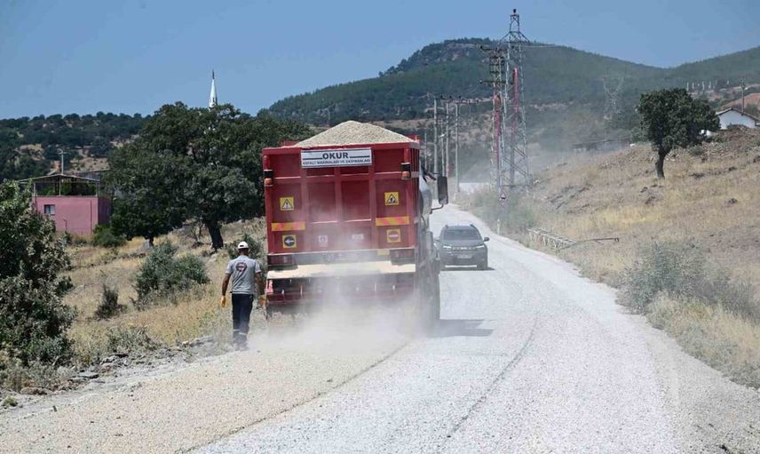 Yuntdağı’nda 10 kilometrelik yol çalışmaları tamamlanıyor