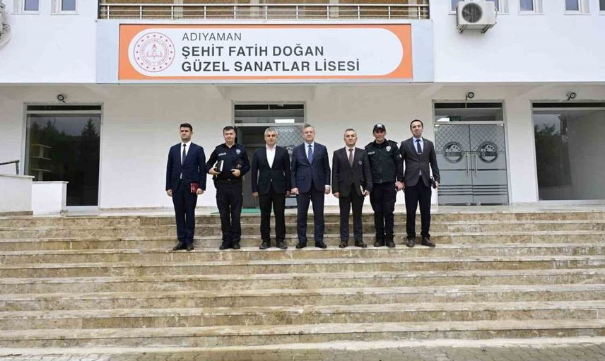 Adıyaman'da okullardaki güvenliği artırmak için polis denetimi yapıldı