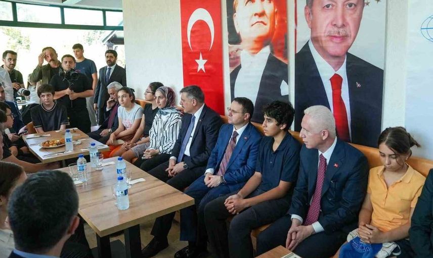Adalet bakanı gürlek, büyükçekmece'de önemli temaslarda bulundu