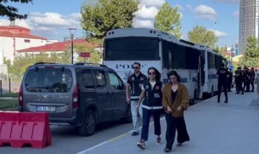 Üsküdar Belediyesi soruşturmasındaki şüpheliler sağlık kontrolünden geçirildi