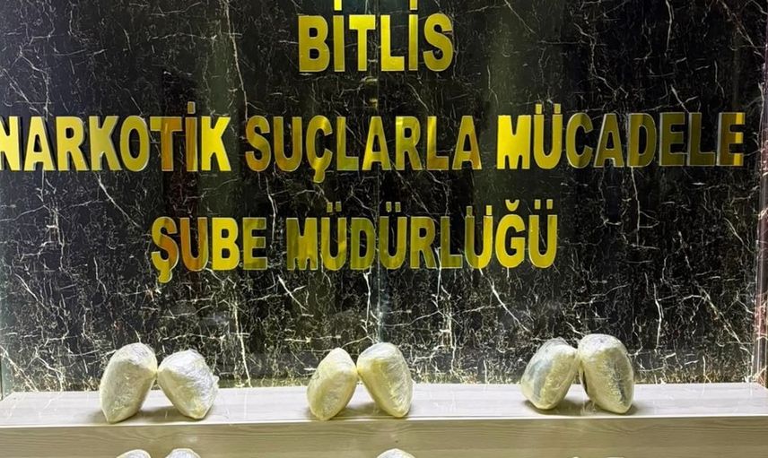 Bitlis'te durdurulan araçta 8 kilo 100 gram skunk ele geçirildi
