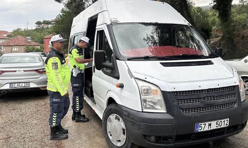 Sinop’ta okul çevrelerindeki denetimlerle güvenlik artırılıyor