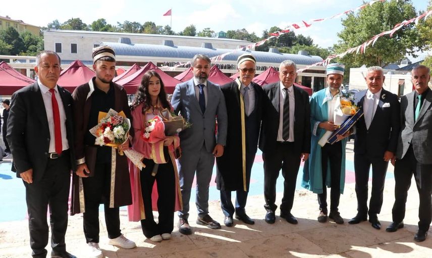 Kırşehir'de engelli esnafın tarihi anı: İlk kez şed kuşandı