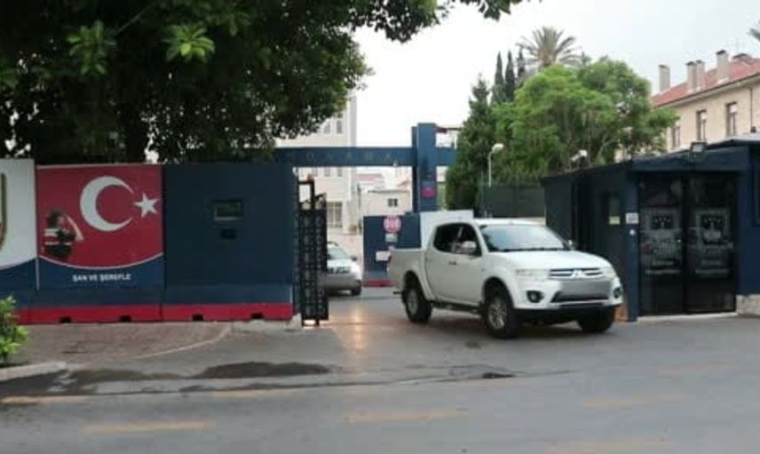 Mersin'de kaçak dolgu ve estetik ürünlerine büyük operasyon: 10 milyon lira değerinde malzeme ele geçirildi