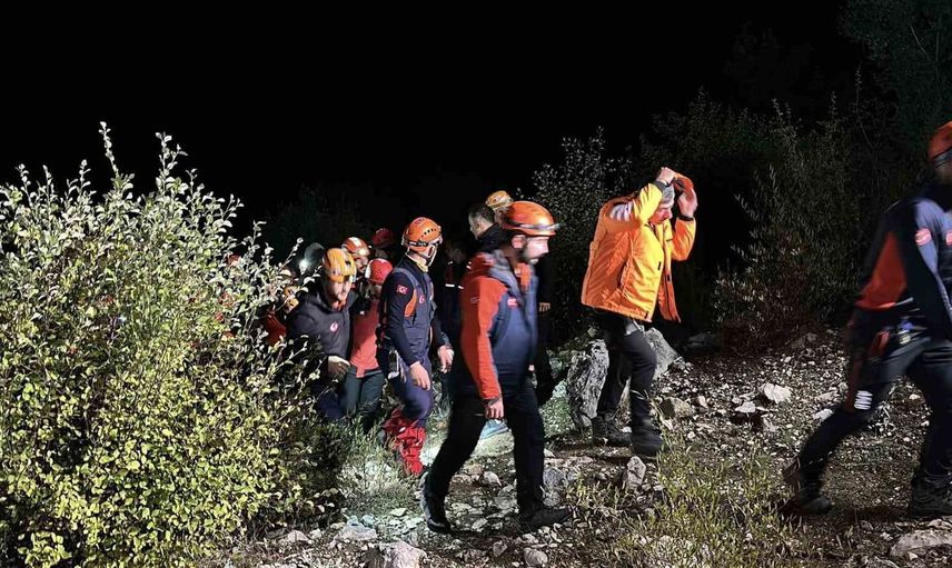 Yazılı Kanyon'da mahsur kalan gönüllülerin dramı: Bir kişinin cansız bedeni bulundu