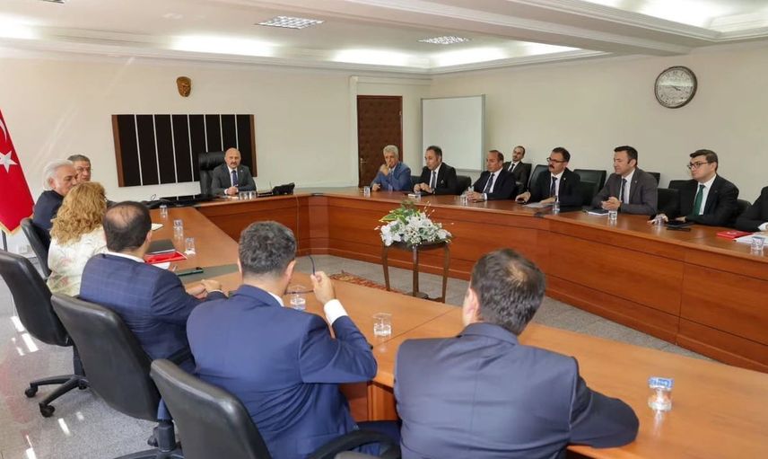 Aydın valisi varol, kaymakamlarla koordinasyon toplantısında bir araya geldi