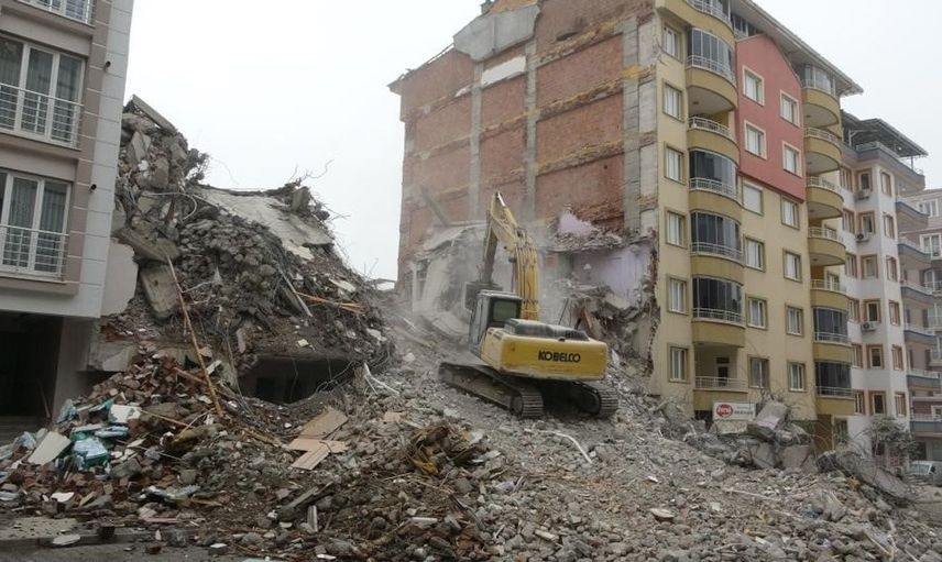 Malatya merkezli geniş çaplı yıkım operasyonunda 26 kişi gözaltına alındı