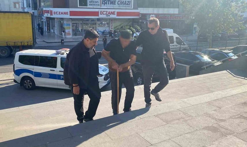 Tekirdağ'da eşini bıçakla öldüren 78 yaşındaki adam adliyeye sevk edildi