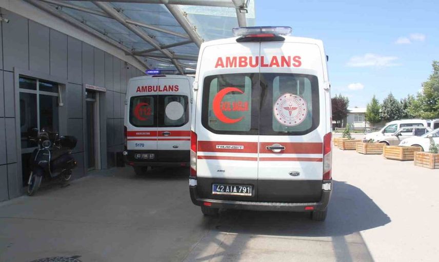 Beyşehir'de motosiklet devrildi: Yaralı sürücünün durumu belli oldu