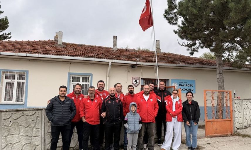 Kırsal okullara destek: Samsunsporlu çocuklara özel çanta kampanyası