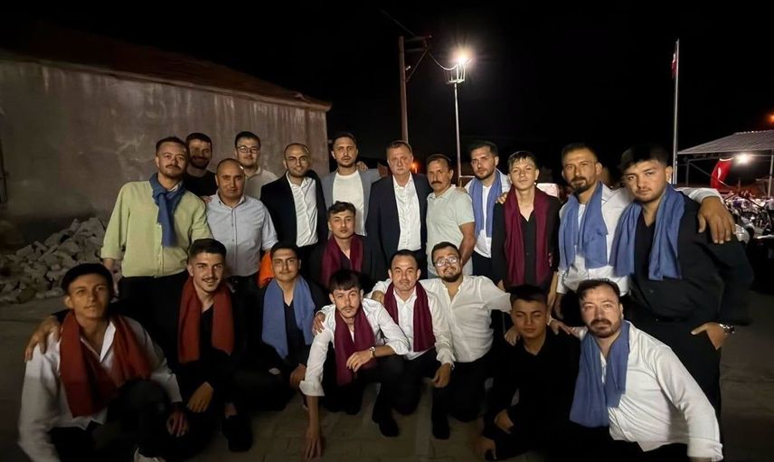 Başkan Balaban kırsalda gençlerle buluştu