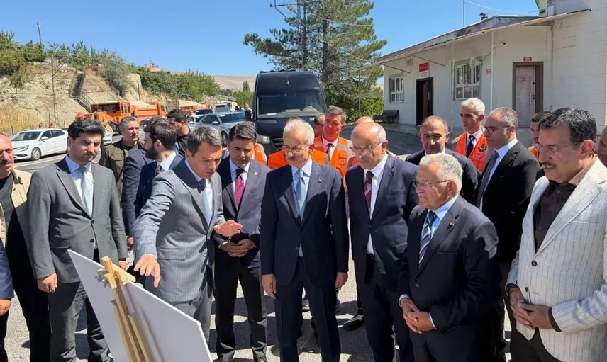Büyükkılıç, bakanın programında ulaşım projelerini yerinde inceledi