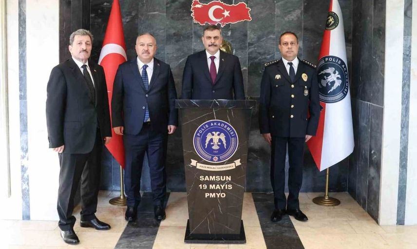 İçişleri Bakanı Çiftçi, polis okulunda geleceğin güvenlik güçleriyle buluştu