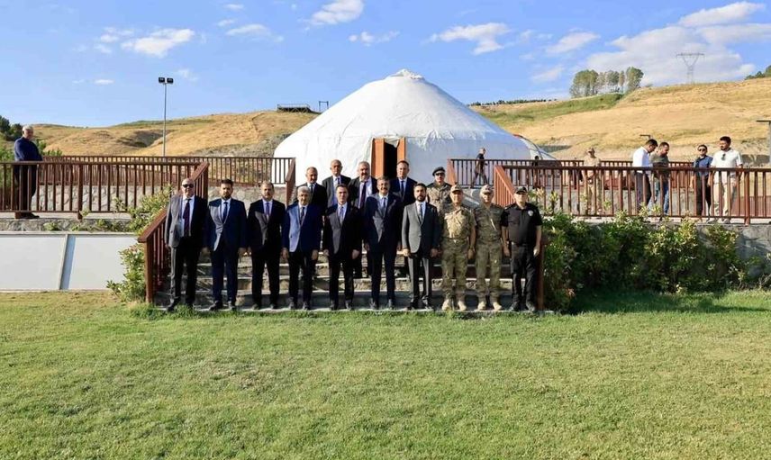 Bakan yardımcısı ali çelik, ahlat'ta hazırlıklarını tamamladı