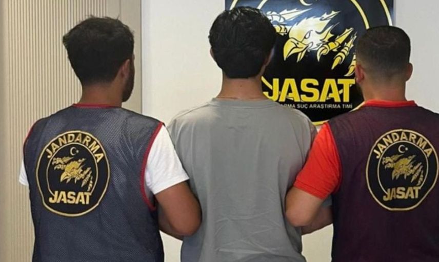 Adana'da dolandırıcılıktan aranan firari yakalandı