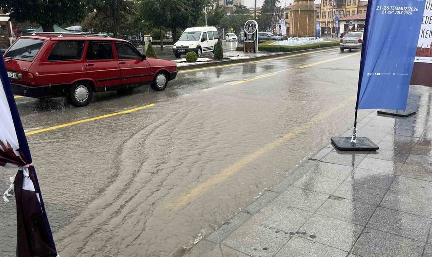 Çorum'da kuvvetli sağanak yağış etkili oldu